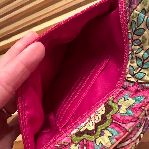 Vera Bradley Crossbody - Picture 3 of 4
